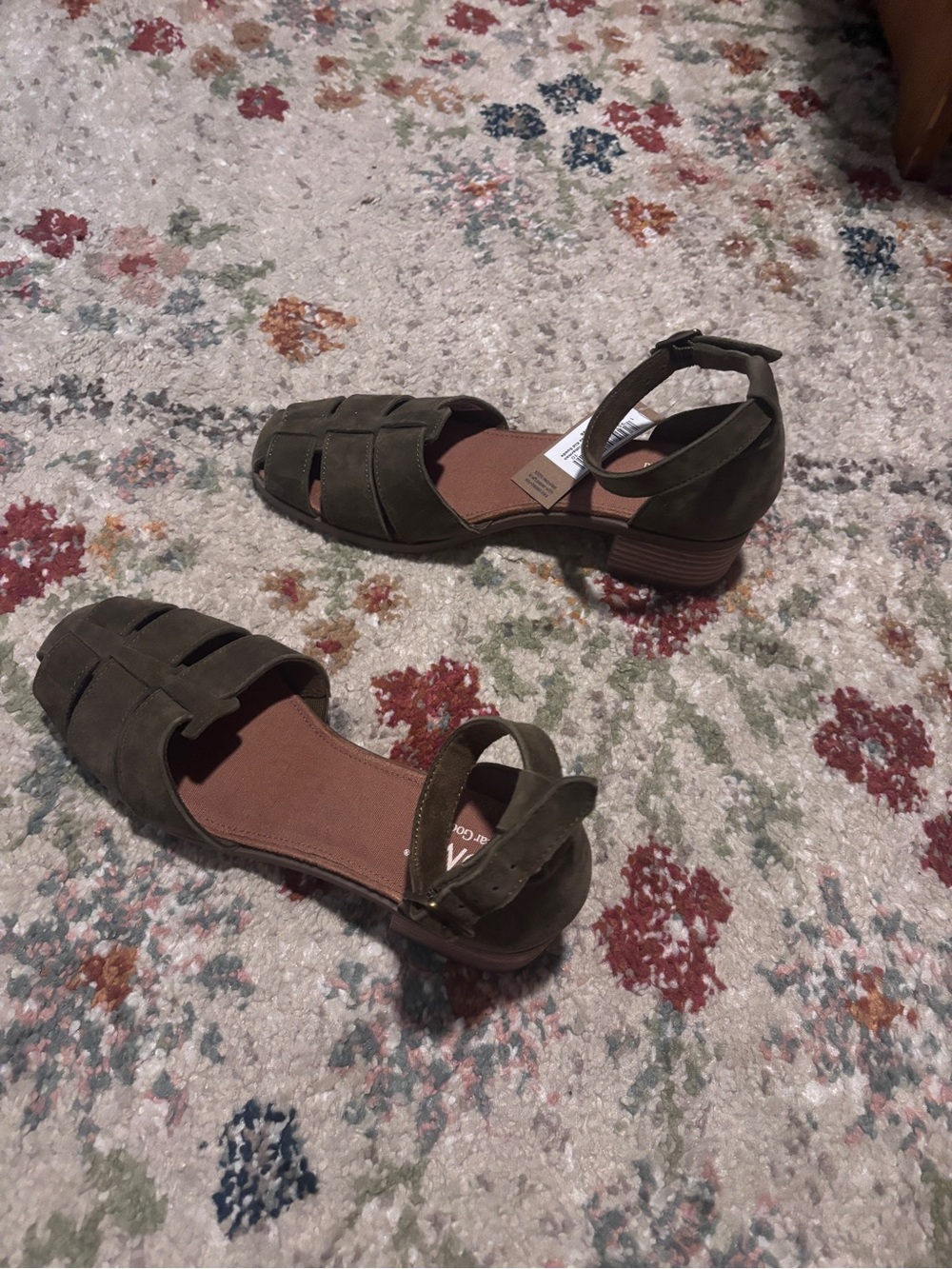 NWT TOMS Olive Suede Ankle-Strap Fisherman Sandal - Picture 2 of 3